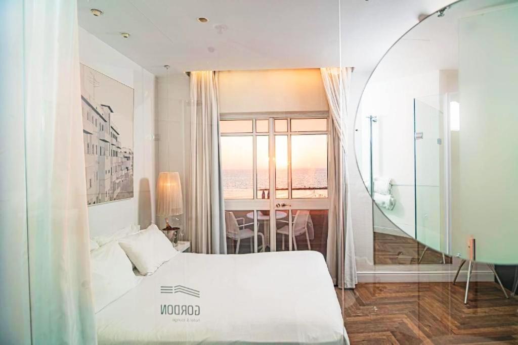 Olive Gordon By The Beach Tel Aviv Exterior photo