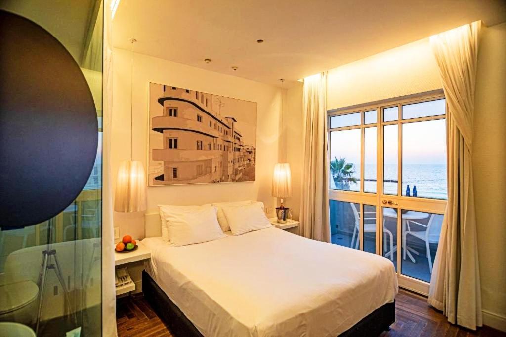 Olive Gordon By The Beach Tel Aviv Exterior photo
