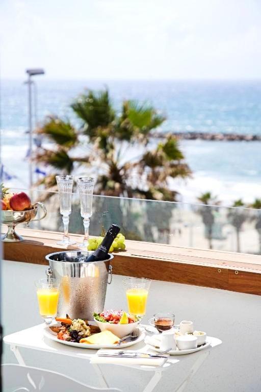 Olive Gordon By The Beach Tel Aviv Exterior photo