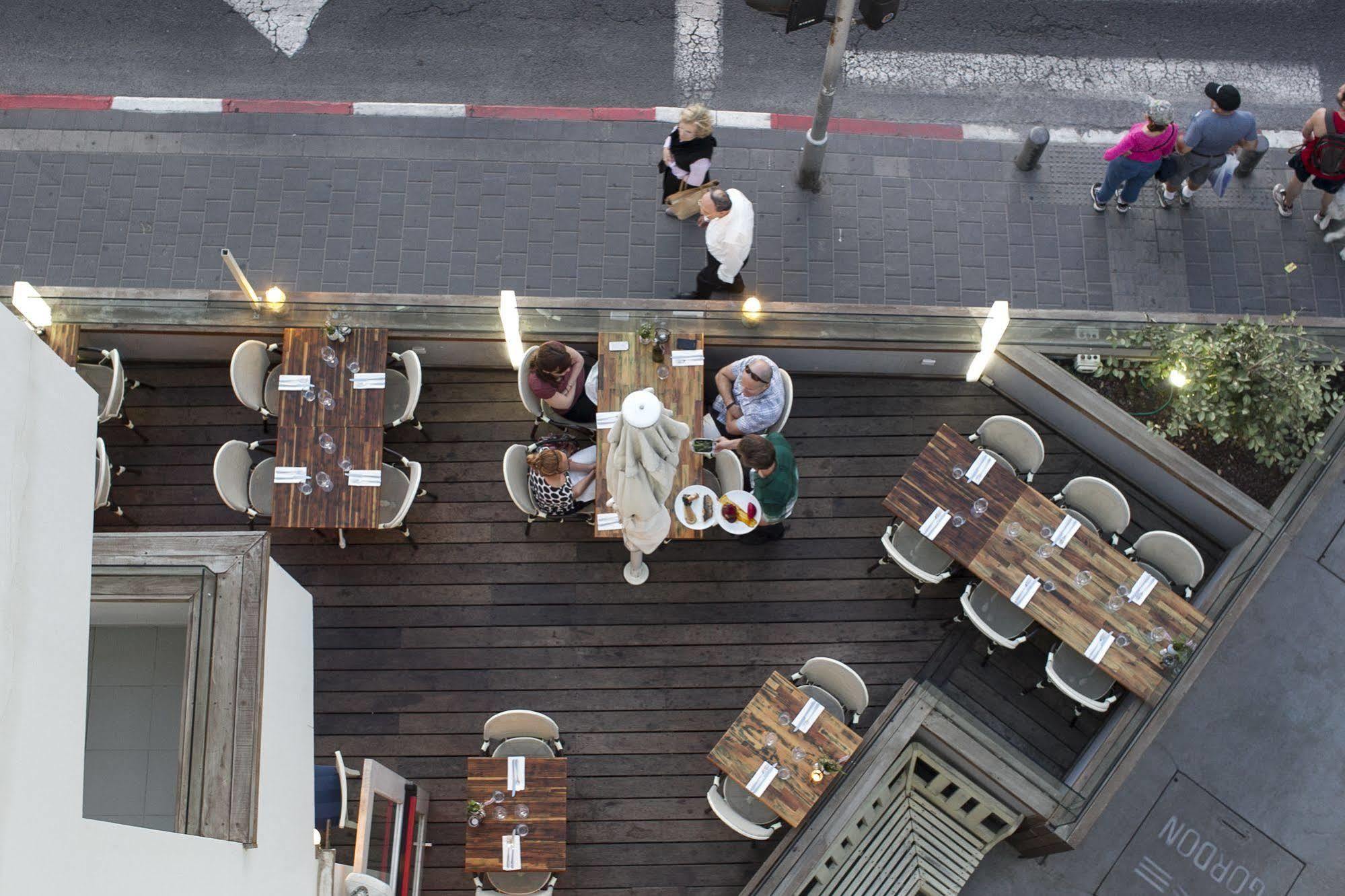 Olive Gordon By The Beach Tel Aviv Exterior photo