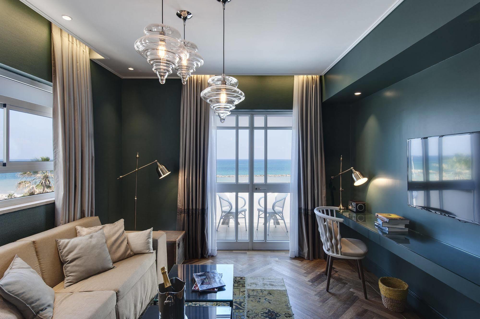 Olive Gordon By The Beach Tel Aviv Exterior photo